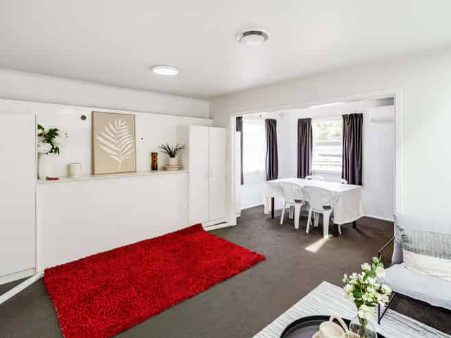 21 Saxbys Road, Glenview