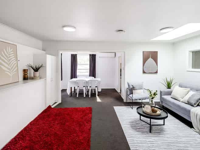 21 Saxbys Road, Glenview