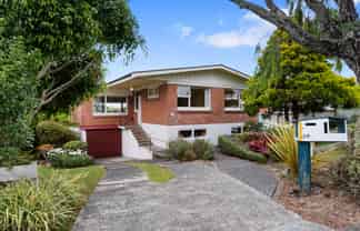 34 Holland Road, Hillcrest