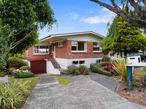 34 Holland Road, Hillcrest