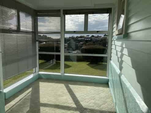 9 Lynmouth Heights, New Plymouth Central