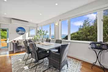 28 Kowhai Street, Eastbourne