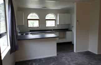 22B Yarrow Place, Papakowhai