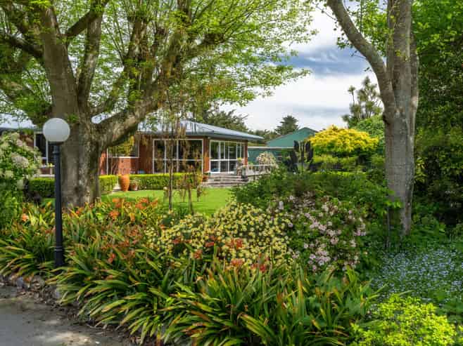 1191-1193 State Highway 1, Te Horo