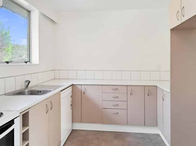 8 Garth Lane, Maoribank