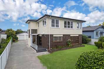 14 Miro Road, Mangere Bridge