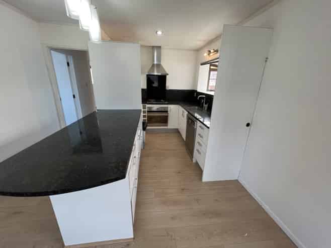 2/7 Pax Avenue, Forrest Hill