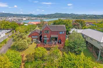 49 George Point Road, Onerahi