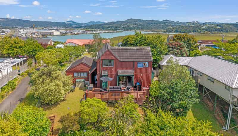 49 George Point Road, Onerahi