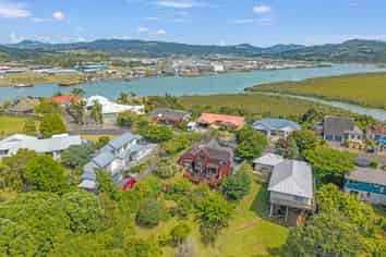 49 George Point Road, Onerahi