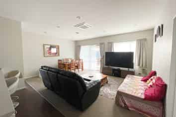 22 Helianthus Avenue, Flat Bush