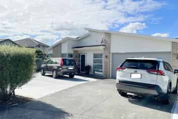 22 Helianthus Avenue, Flat Bush