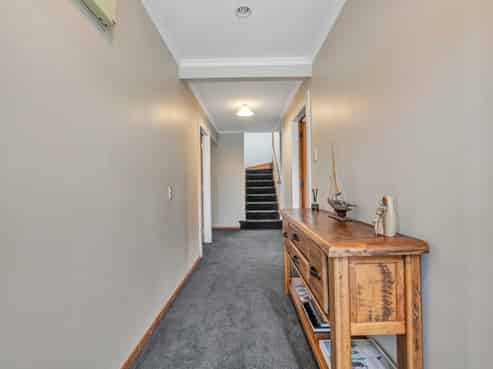 377 Mangorei Road, Merrilands