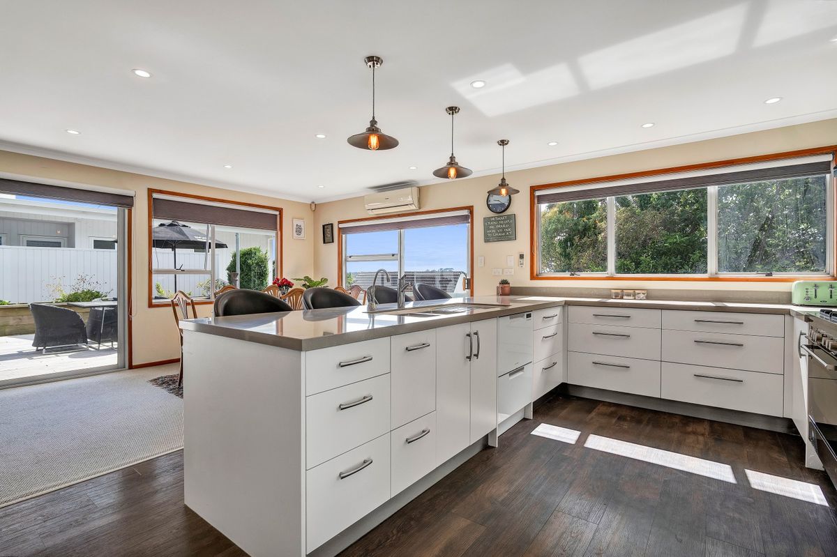 The Perfect Canvas for Family Living - Mehr