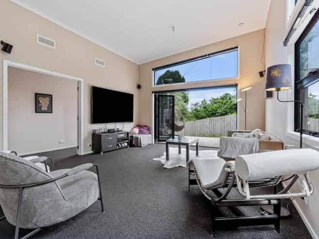 6a Dakota Avenue, Beach Haven