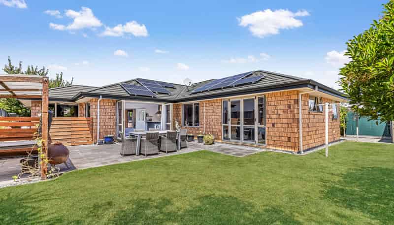 20 Cambelldon Crescent, Stoke
