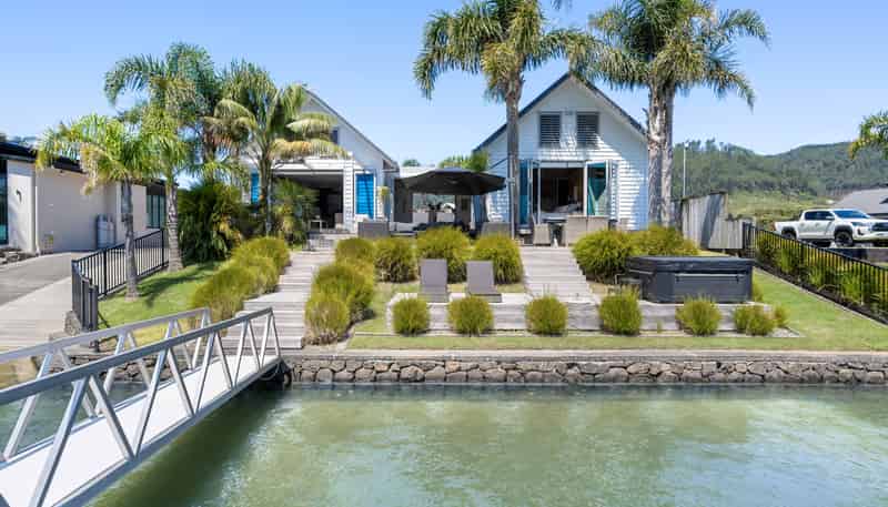 121 Motu Hei, Pauanui