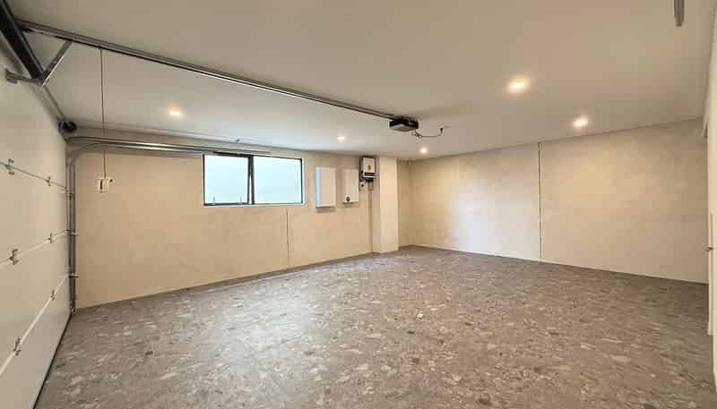 86 Tiriwa Drive, Massey