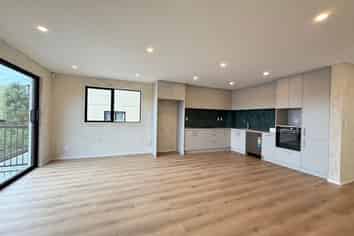 86 Tiriwa Drive, Massey