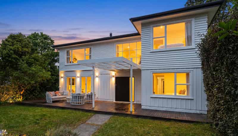 1 Wakely Road, Newlands