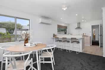 18 Te Kupe Road, PARAPARAUMU BEACH