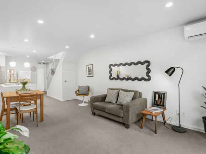 5/2 Malcolm Lane, Thorndon