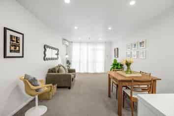 5/2 Malcolm Lane, Thorndon