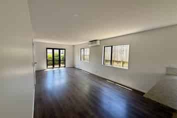 22 Spalding Rise, Golflands