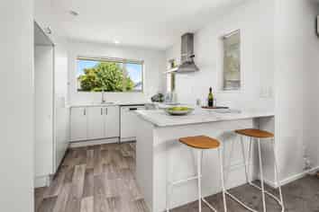 16 Lindores Street, Addington