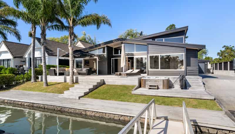 527 Waterways Parade, Pauanui