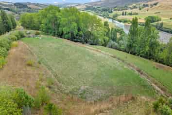 2/493 Kahuranaki Road, Havelock North