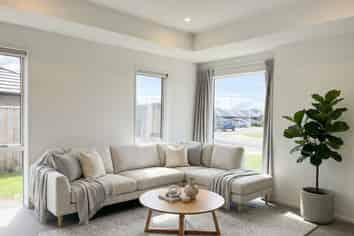 8 Clare Street, Woodend