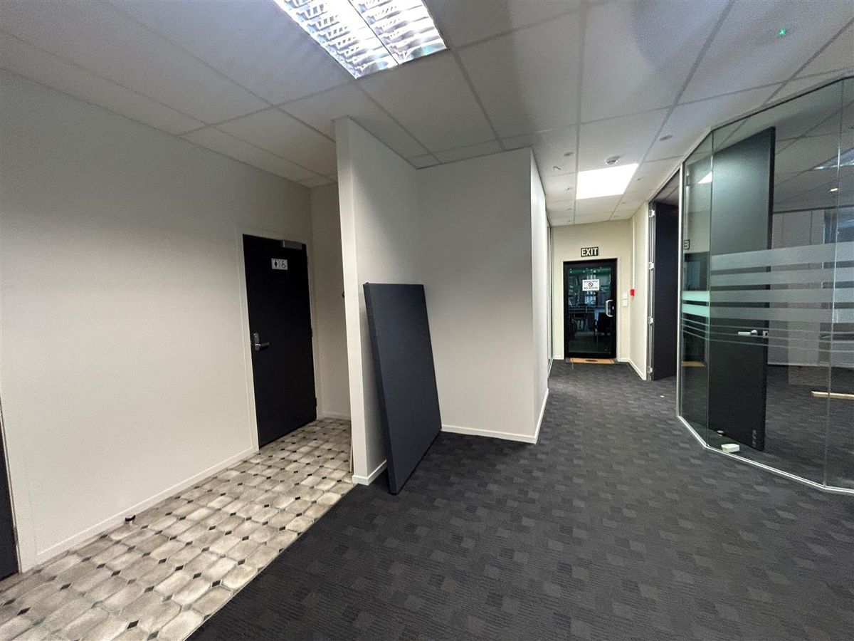 CBD-Fringe Industrial Opportunity - Mehr
