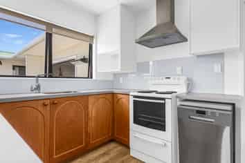 2/610 Queen Street West, Saint Leonards