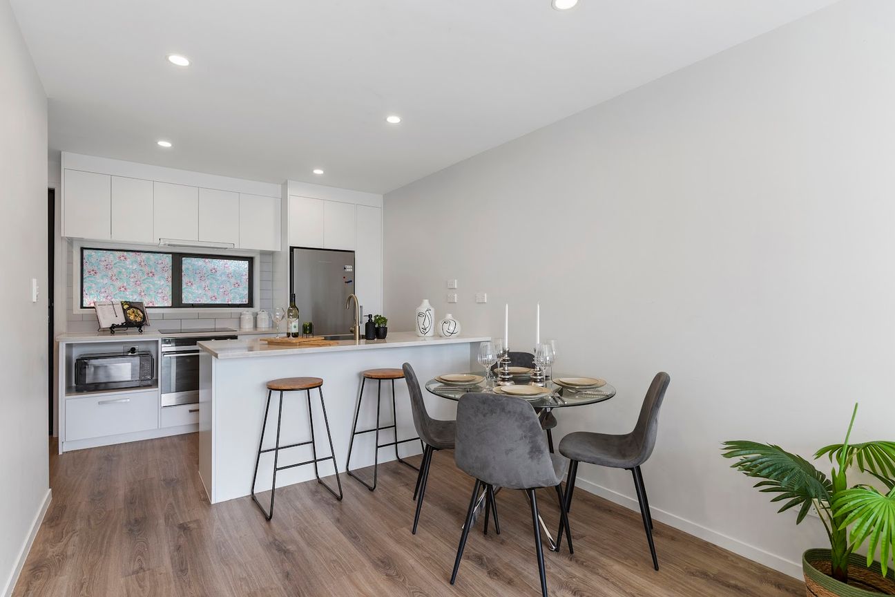 Stylish Townhouse in the Heart of Glenfield - Aanzicht 4