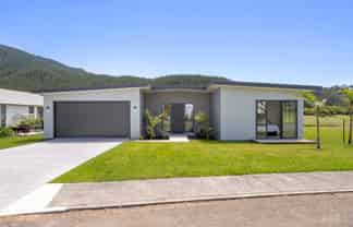 64 St Andrews Drive, Pauanui