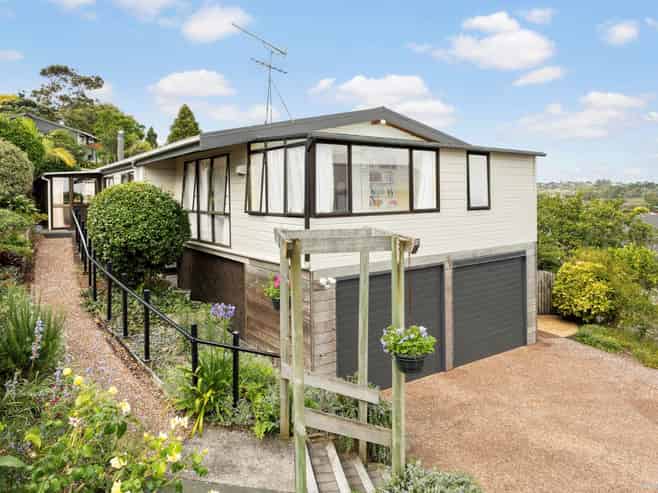 23 Winhall Rise, Remuera