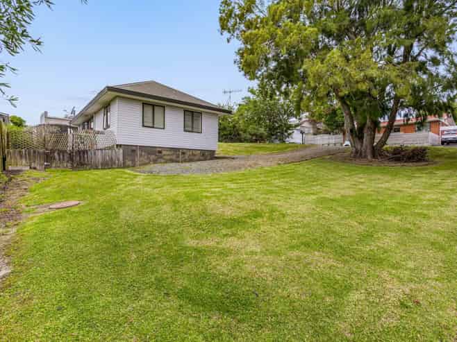 95 Vipond Road, Stanmore Bay