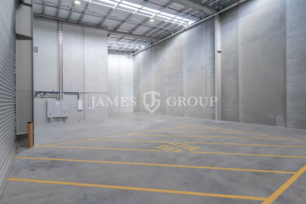 Near New Industrial | 12 Metre Stud Height - Vista 4