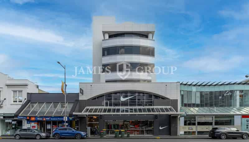 187 Broadway, Newmarket