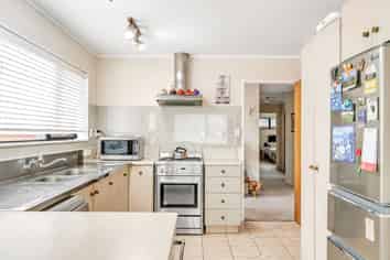 18B Gillam Crescent, Springfield