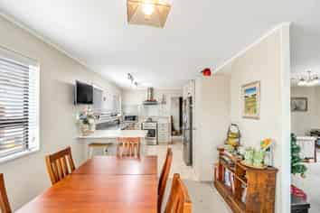 18B Gillam Crescent, Springfield