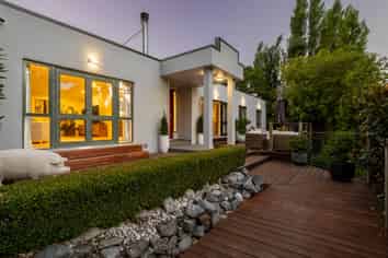 76 Moffat Drive, Lincoln