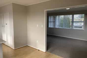 12 Bartholomew Road , Levin