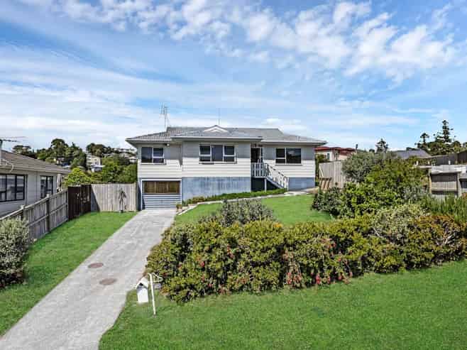 14 Tetrarch Place, Totara Vale