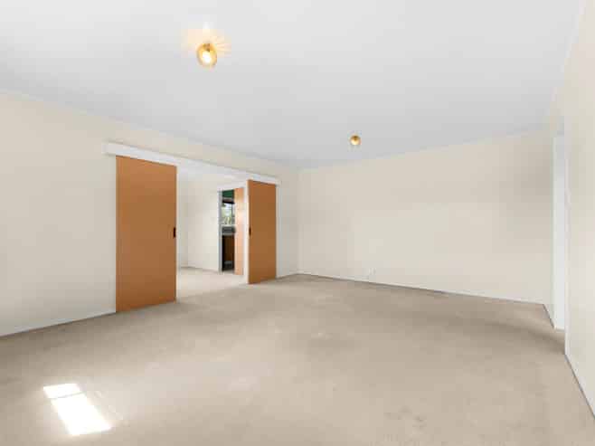 14 Tetrarch Place, Totara Vale