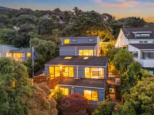 33 Oak Avenue, Paremata