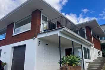 25 Martin Crescent, Northcote