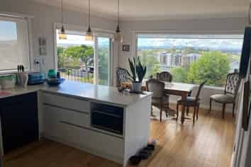 25 Martin Crescent, Northcote