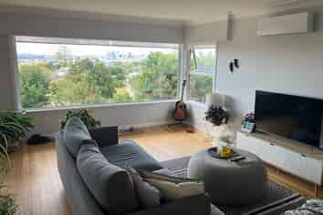 25 Martin Crescent, Northcote